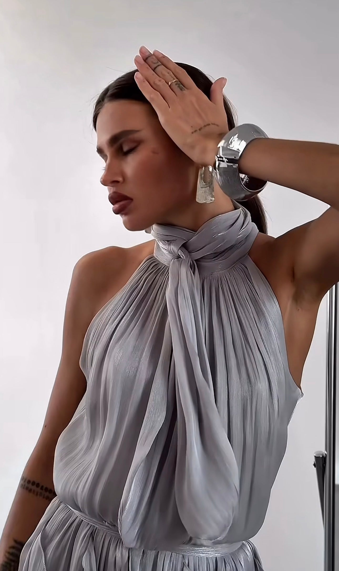 Valeria – Robe longue dos nu à volants, image 9