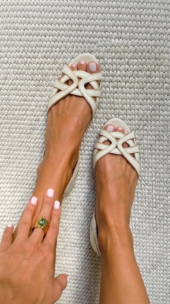 Oriane – Sandales tressées crème élégantes, image 2