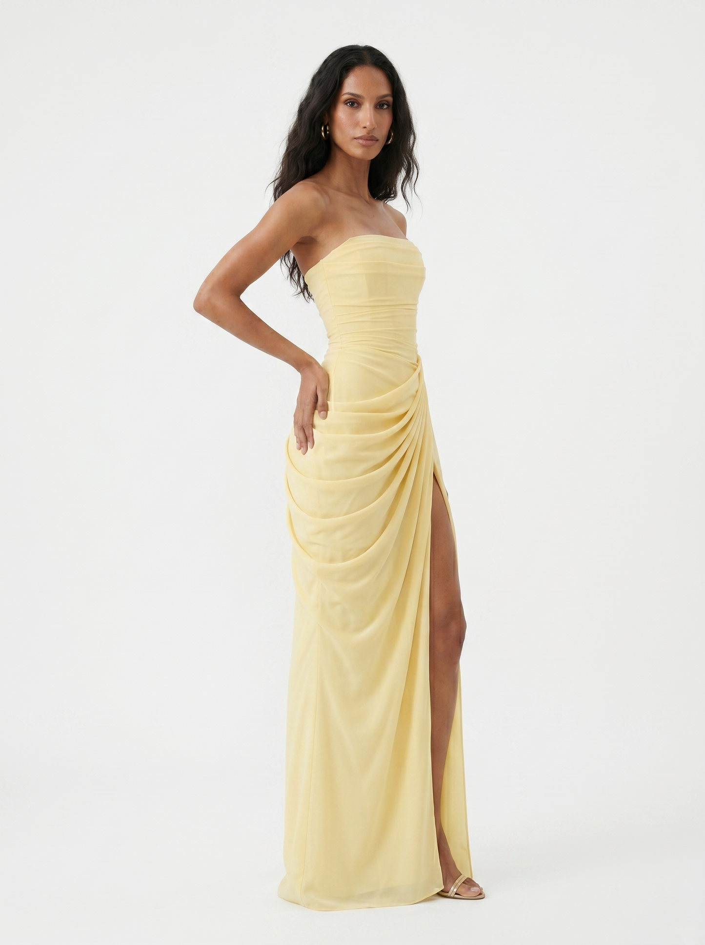 Clélia – Robe longue asymétrique à dos lacé, image 2